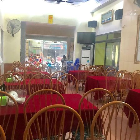 Khach San Thu Linh Hotell Thanh Hóa Exteriör bild